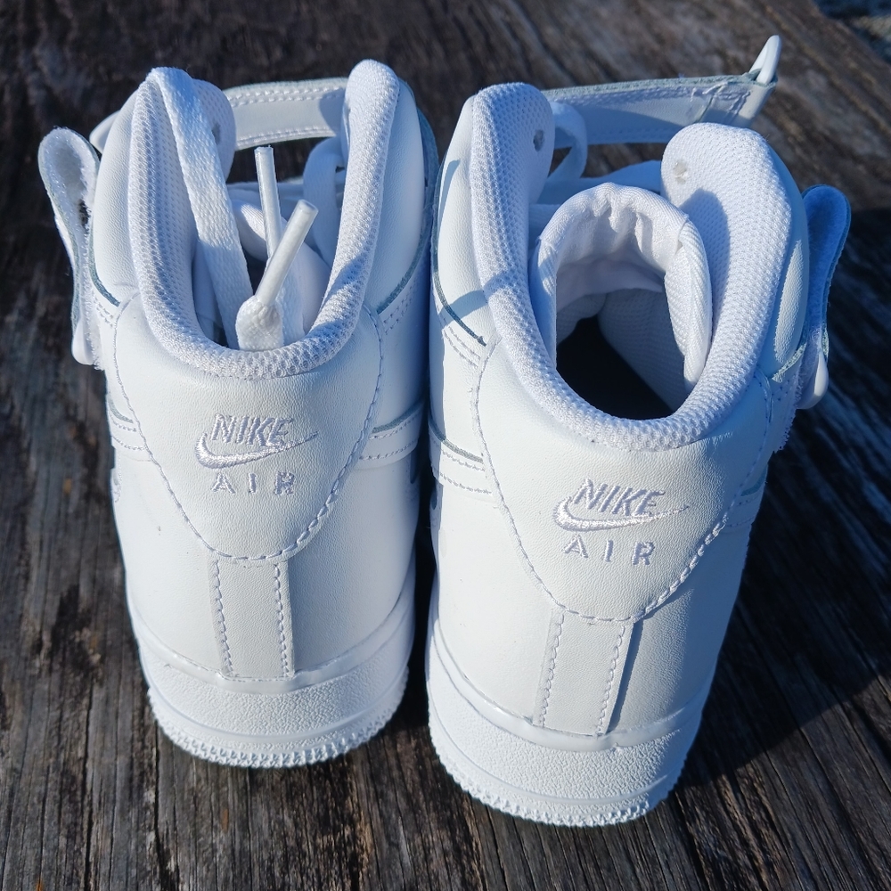 Nike Air Force 1 Lifestyle/Streetwear Shoes Size 7 Youth/8.5 Women - Picture 5 of 8